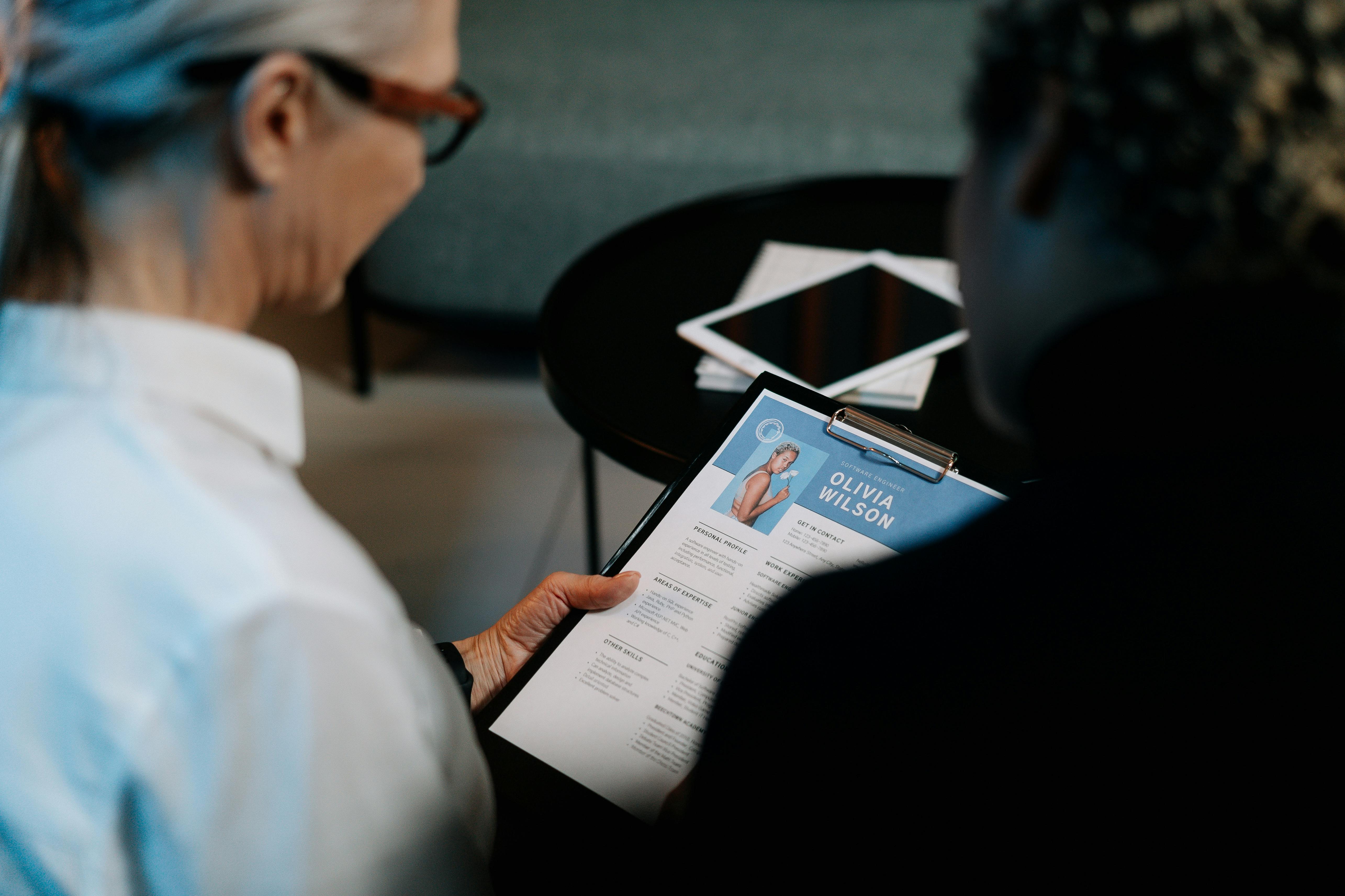 How to Optimize Your Resume with AI Tools