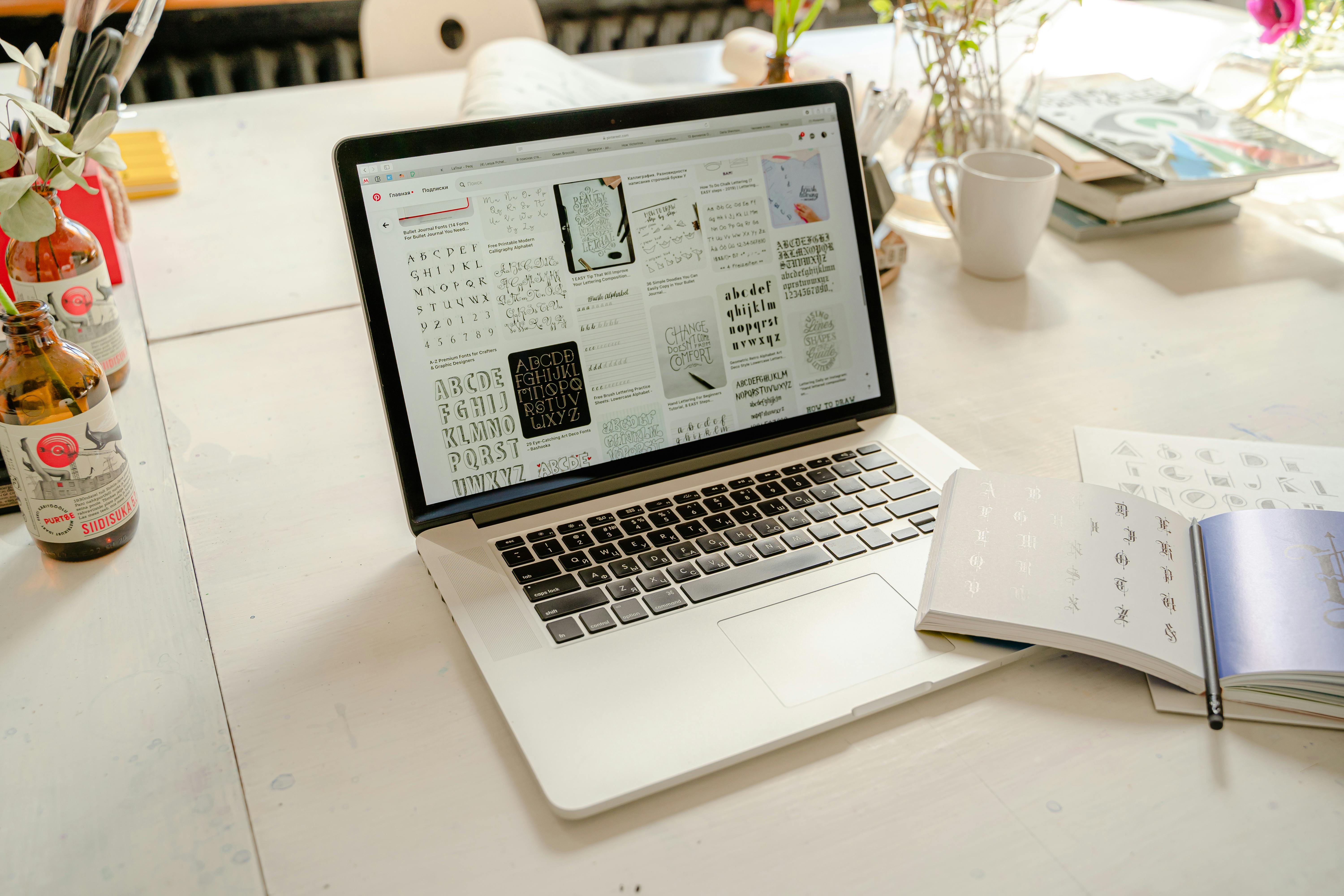 How to Create Stunning Brochures for Free with AI