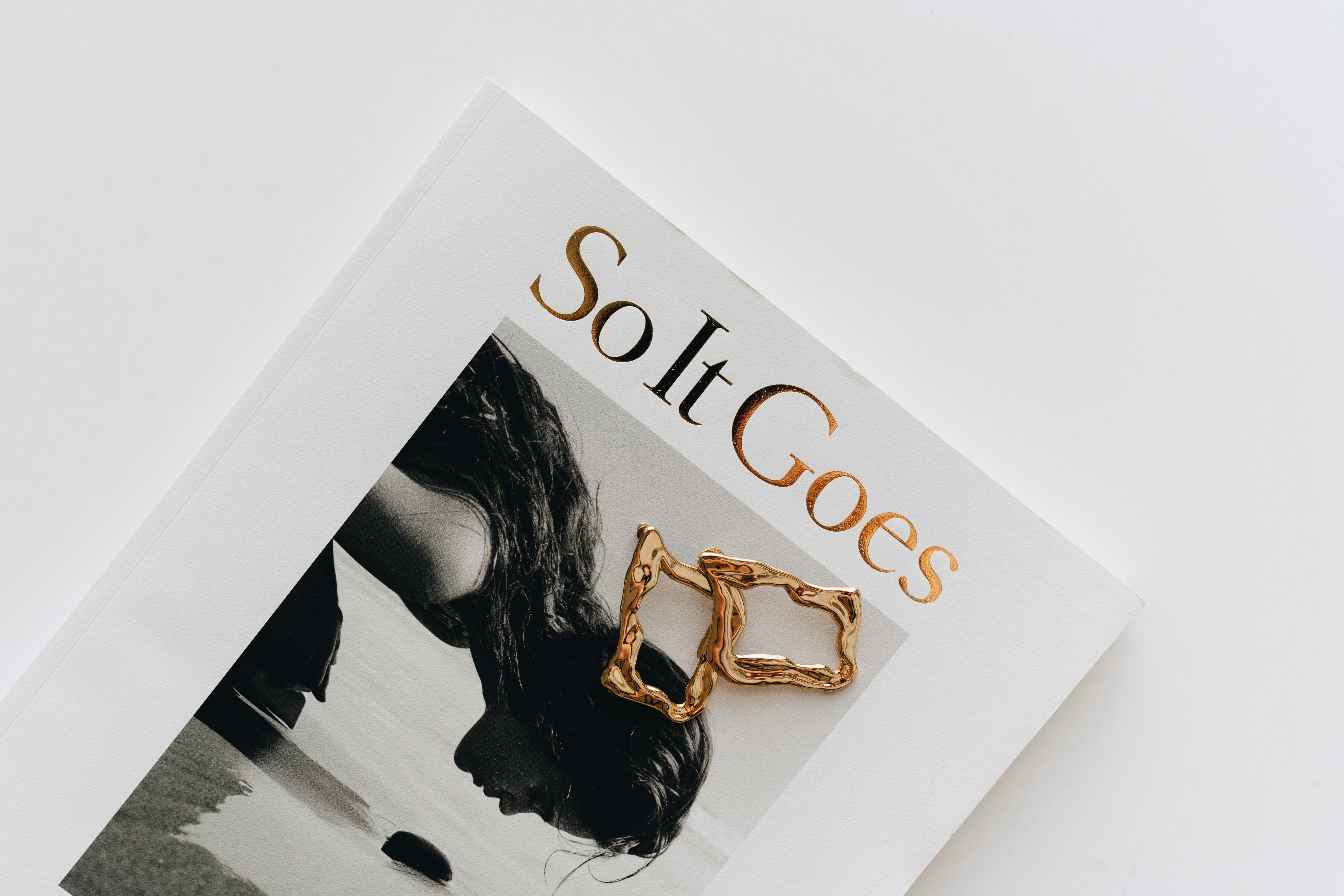 AI-Powered Brochure Design: No Skills Needed!