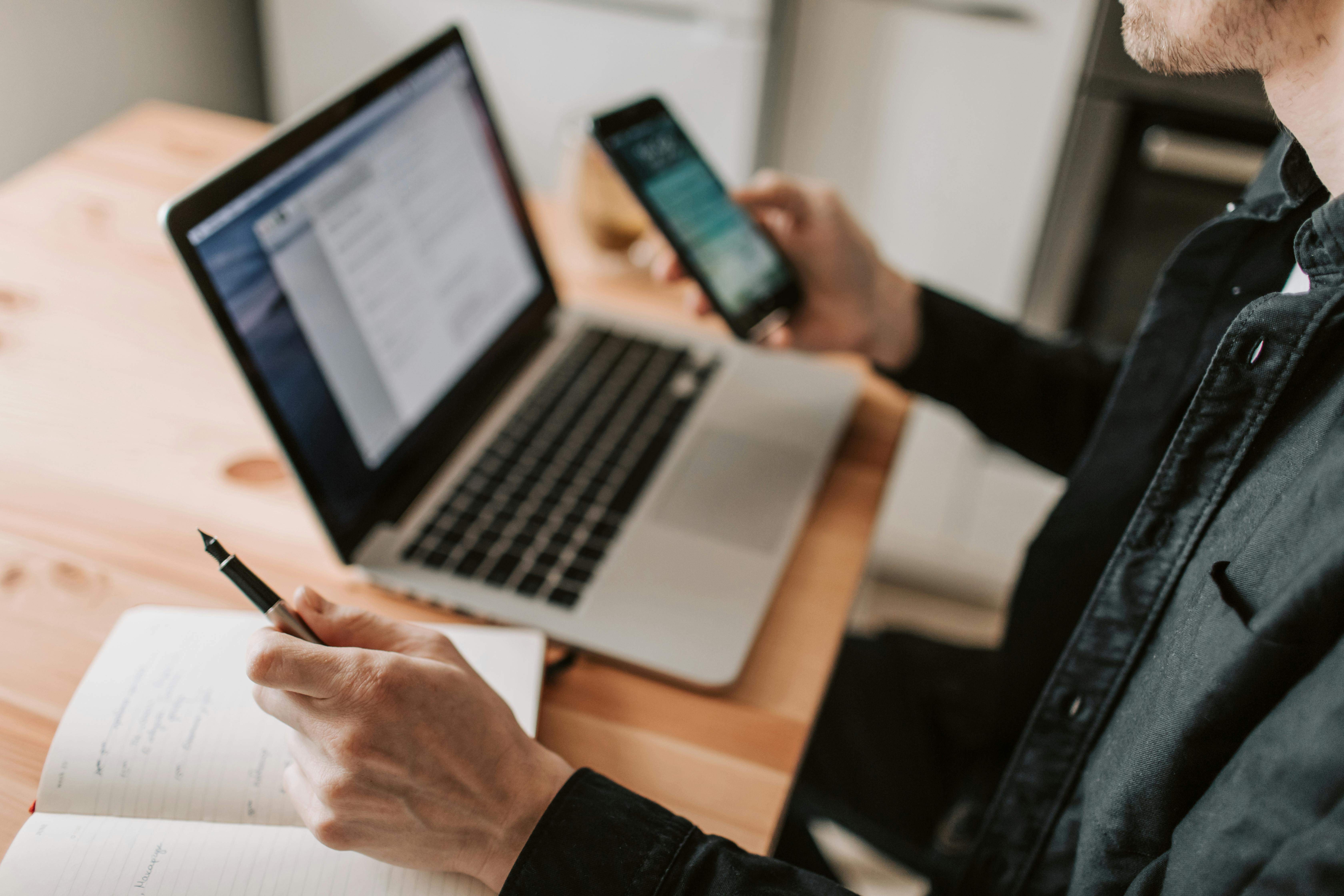 How AI Chatbots with Voice Are Revolutionizing Customer Service