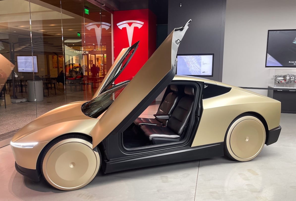 Tsla Robotaxi 2025: Can Elon Musk Deliver on the Autonomous Dream?