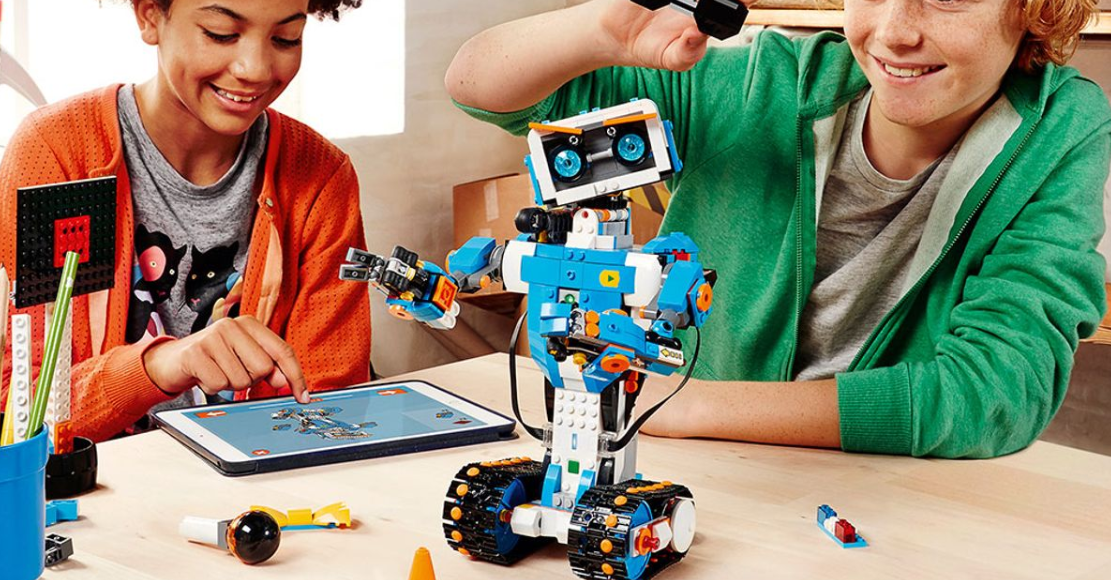 Building Robots: From Sci-Fi Dreams to AI-Powered Reality - Your Guide Starts Here